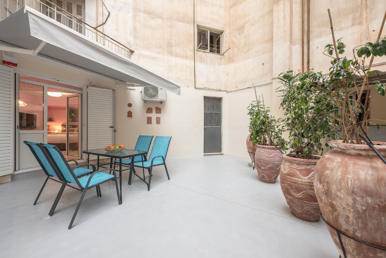 Ferienwohnung The Courtyard Oasis Athen Exterior foto